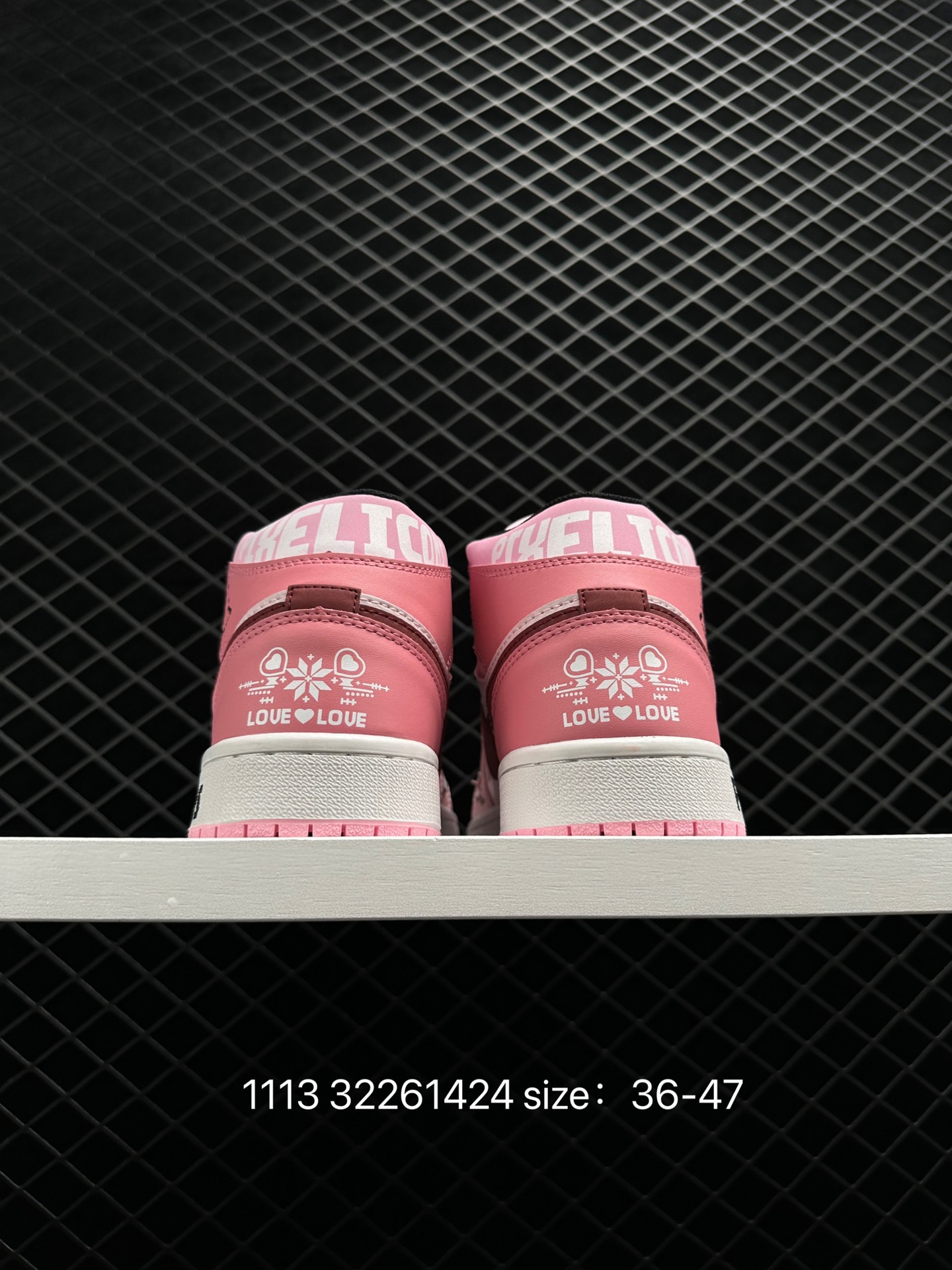 Air Jordan 1 Mid WMNS